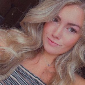 Meet your Posher, Reagan